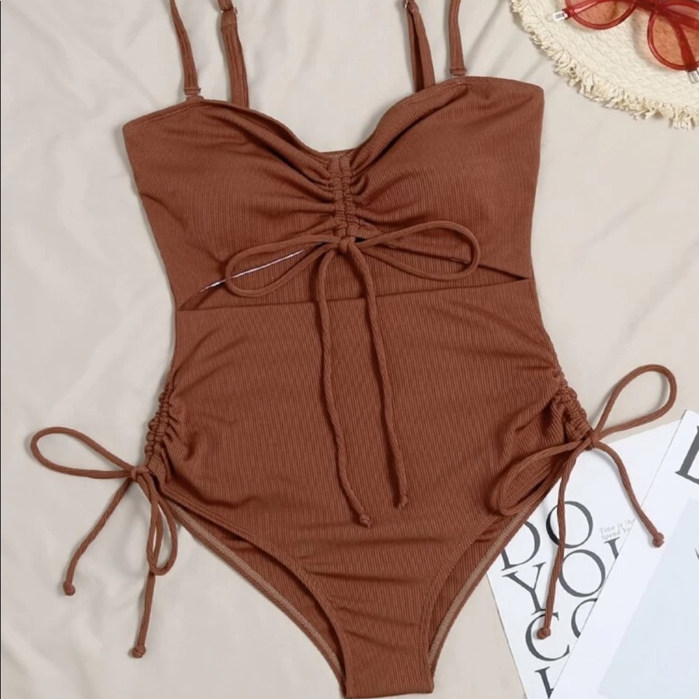 One piece bathing suit